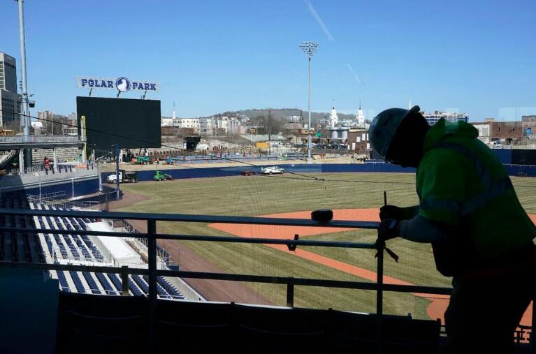 Most Baseball Minor Leaguers to Be Provided Their Own Beds