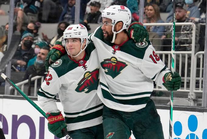 Wild Beat Sharks 5-2 for 8th Straight Win