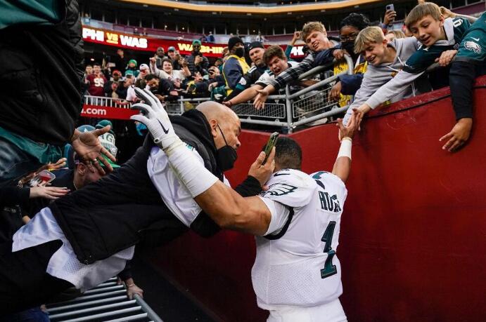 Hurts OK After Railing Collapse, Eagles Beat Washington