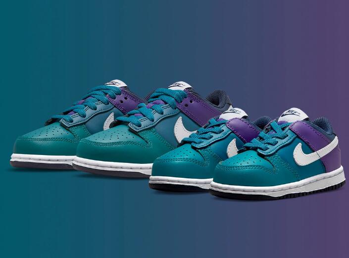 Younger Crowd With Teal And Purple Dunk Low