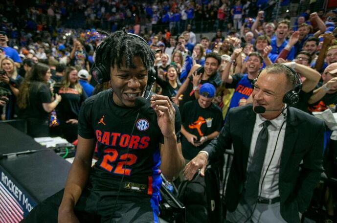 Appleby Takes Over, Florida Rallies Past No. 2 Auburn 63-62