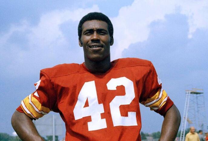 Charley Taylor, Washington Hall of Fame Receiver, Dies at 80