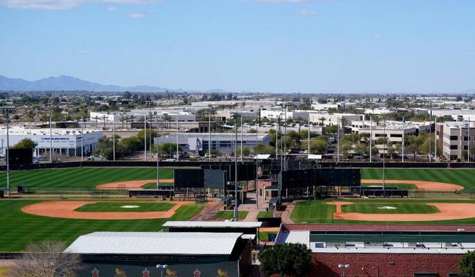 MLB Players, Teams Talk for 7th Day in Row, Deadline Nears