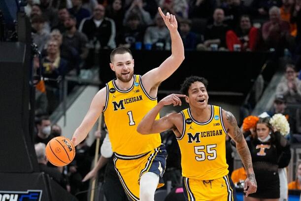 Michigan in Sweet 16 Again as Brooks Puts Away Vols Late