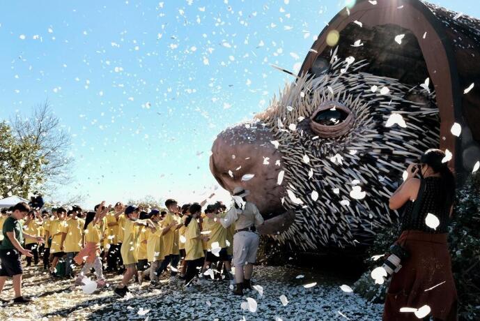 Quills and Thrills as Prodigious Porcupine Puppet Unveiled