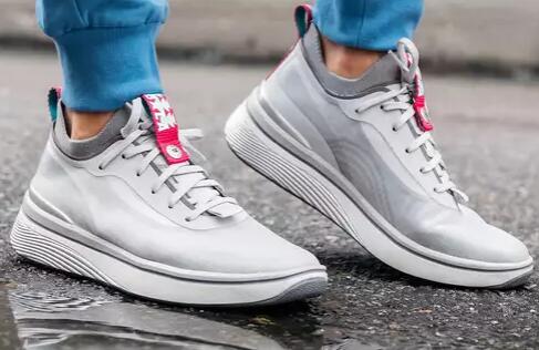 These ‘Comfortable and Supportive’ Sneakers That Nurses Swear by for 16-Hour Shifts Are on Sale