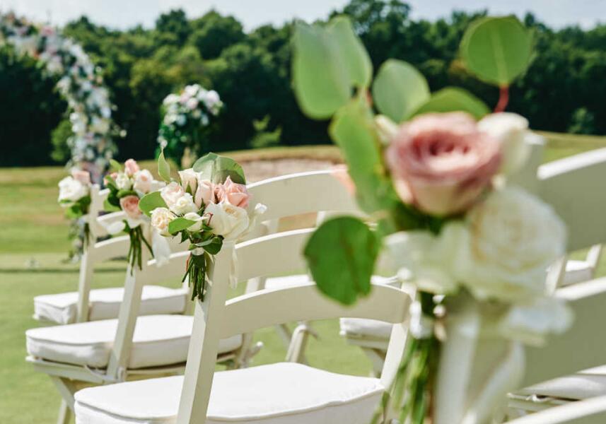 Son Boots His Mom From His Wedding After She Mocks Stepmom For Not Being Able to Have Kids