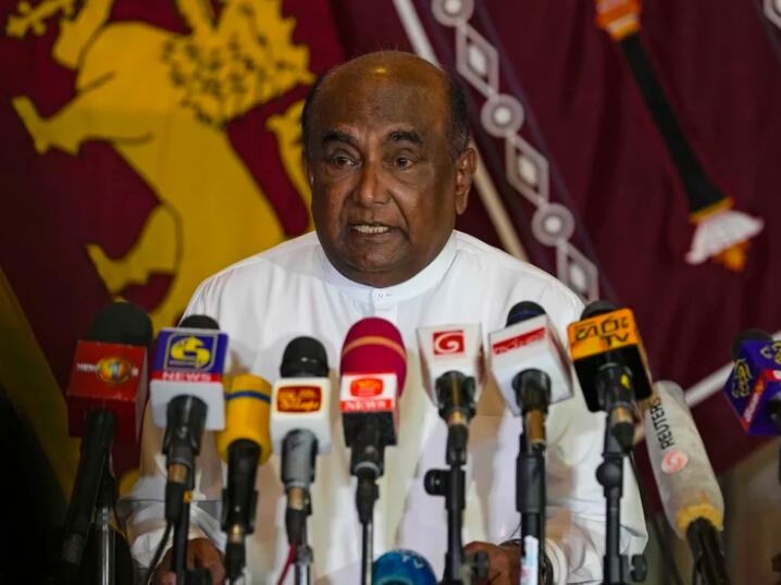 The naming of an interim president puts an end to a political dynasty in Sri Lanka