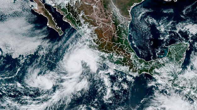 Cat. 3 Hurricane Orlene heads for Mexico’s Pacific coast