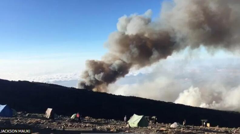 Kilimanjaro: Firefighters containing blaze on Tanzania mountain