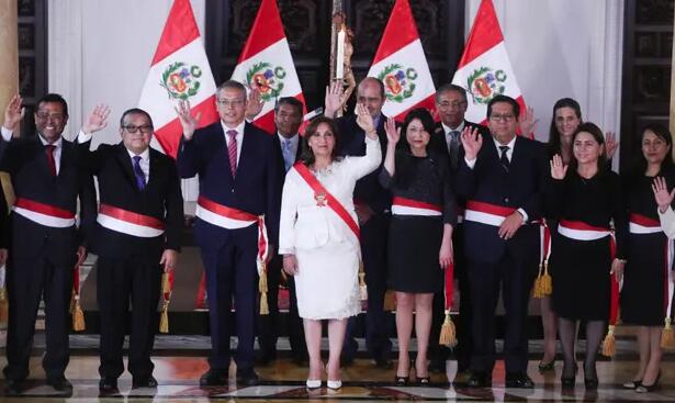 Peru’s new president swears in her cabinet with anti-corruption pledge